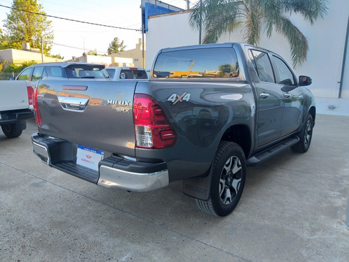 Toyota Hilux 2.8 Cd Srx 177cv 4x4 At 2020