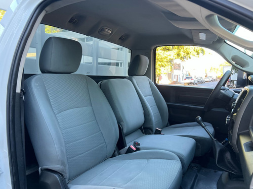 RAM 4000 5.7 Chasis Cabina Pl 4x2 Mt