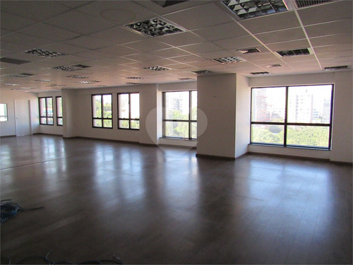 Imagem 15 de 30 de Sala Comercial Em Pinheiros Com 300 M², 9 Vagas No Estacionamento - Reo577820