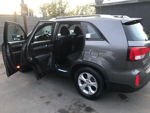 Kia Sorento Ex 7S Gsl 6Mt 4X2