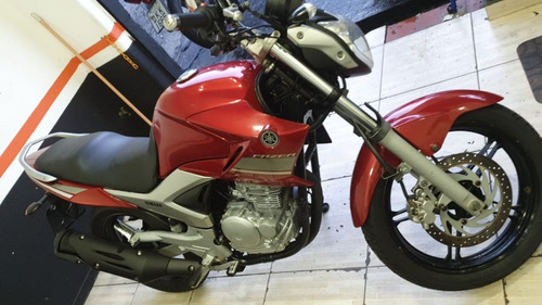 Fazer 250 Vermelha 2014