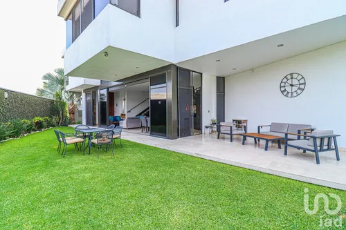 Venta Casa 3 Ambientes Burgos Bugambilias