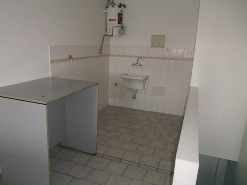 Imagen 10 de 12 de Local 30m² Aprox. Muy Buen Estado Céntrico