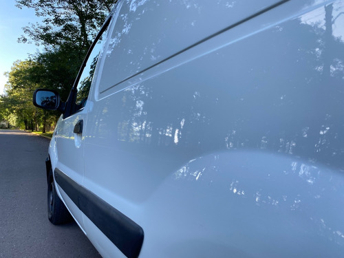 Imagem 13 de 15 de Renault Kangoo 1.6! R$35.900,00! Revisada! 105.000km! Top!