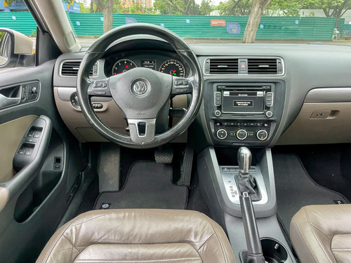 Volkswagen Jetta 2.0 Tsi Highline 4p