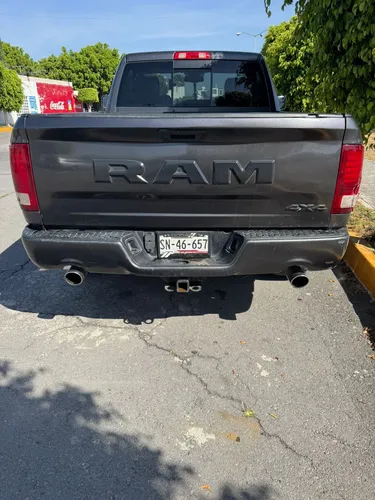 RAM Ram 2500 5.7 R/t Regular Cab 2500 4x4 At
