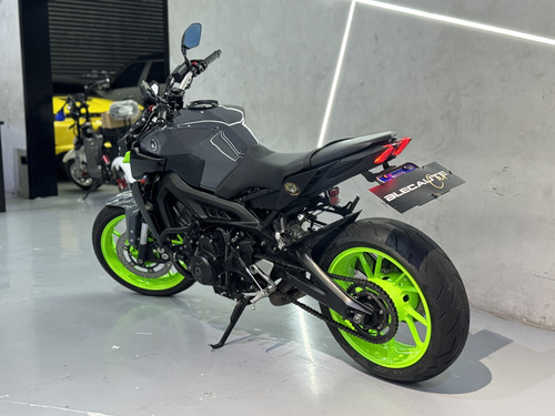 Yamaha Mt-09