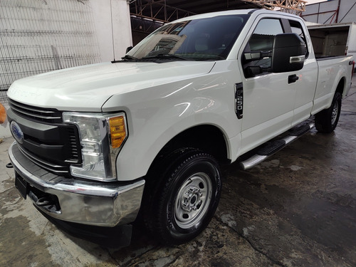 Ford F-250 Xlt 4x4 Cab½ V8gasol