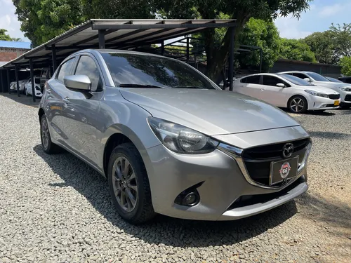 Mazda 2 Touring Mt