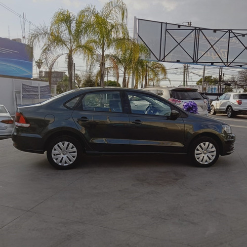 Imagen 8 de 15 de Volkswagen Vento Starline 2020