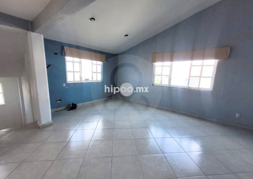 Casa En Renta En Cacalomacan Centro