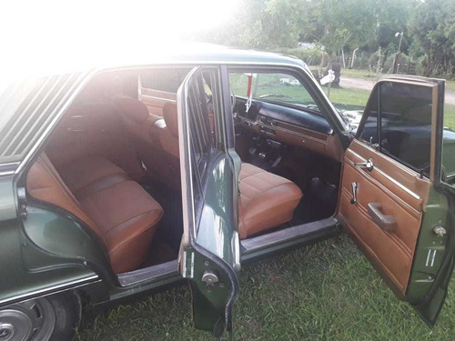 Ford Falcon Deluxe 188