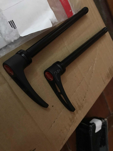 Imagen 2 de 3 de Pasador Dt Swiss 142x12 Bicicleta Mtb