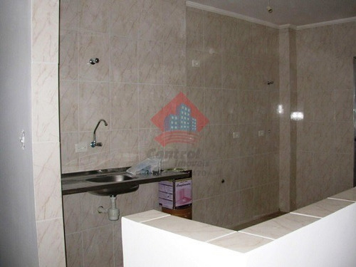 Imagem 3 de 11 de Apartamento - Ref: 02330