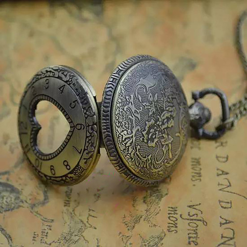 Reloj Collar De Corazón Hueco Para Colección O Regalo