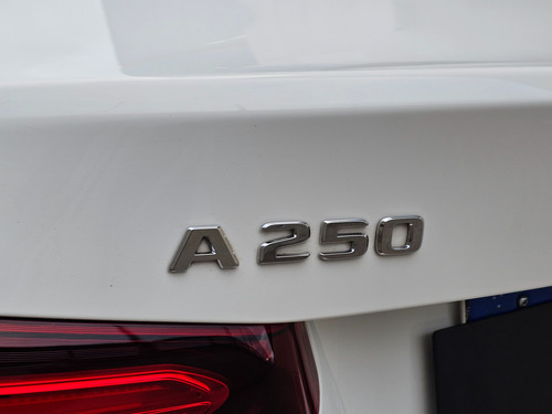 Mercedes-Benz Clase A 2.0 A250 Amg-line 224cv Sedan