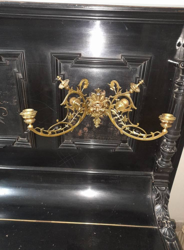 Hermoso Piano Vertical Schiedmayer Con Candelabros De Bronce Negro (Usado)
