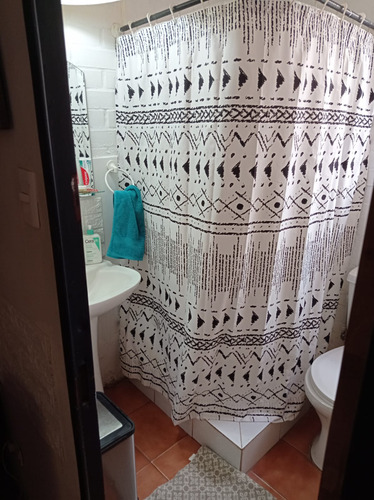 Limache - Se Vende Casa En Andres Bello, 2d Y 1b