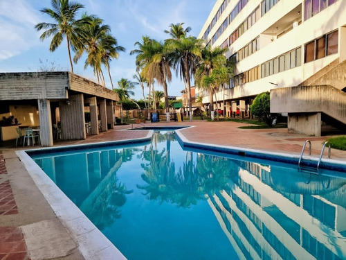 Imagen 18 de 18 de Mo Apartamento En Venta Urb. Playa Moreno