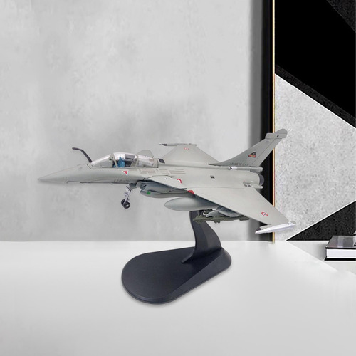 Modelo De Avión A Escala 1:100, Modelo De Avión De Ataque