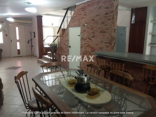 Imagen 8 de 20 de Ninoska Fuenmayor Vende Hermosa Casa En Las Morochas Con Piscina