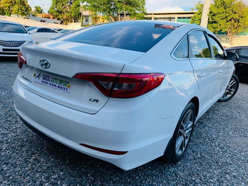 Imagen 3 de 10 de Hyundai Sonata Lf 2016