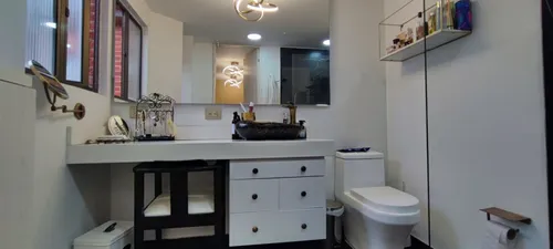Apartamento En Venta En Colina Campestre. Cod V12413