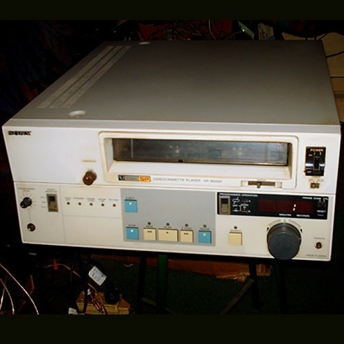 U Matic Player Sony Vp-9000p - Low / High Band