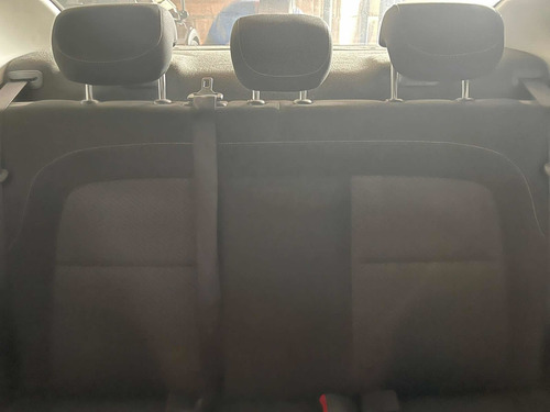 Imagen 12 de 13 de Chevrolet Prisma 2019 1.4 Joy Ls