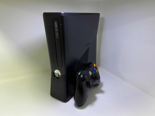 Xbox 360 Slim De 320gb (con Juegos)