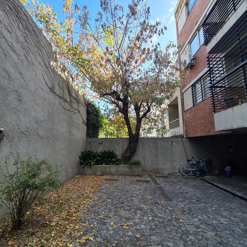 Cochera En San Isidro A 4 Cuadras De Centenario Y Estación