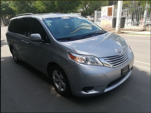 Imagen 8 de 14 de Toyota Sienna 2016