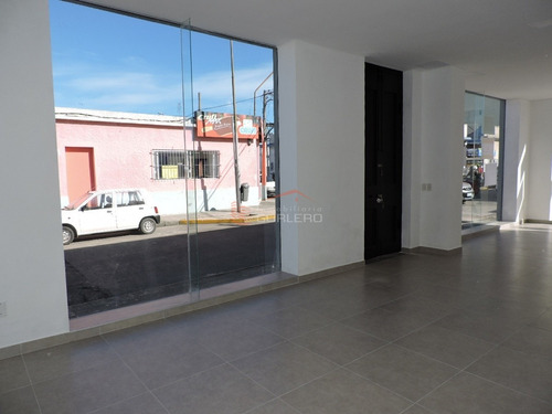 Local En Venta Y Alquiler En Centro De Maldonado - Excelente Ubicación Comercial- Ref: 21949