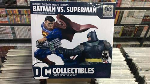 Imagen 2 de 6 de Dc Collectibles Mini Statue The Dark Knight Returns - Batman