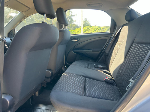 Toyota Etios 1.5 Xs