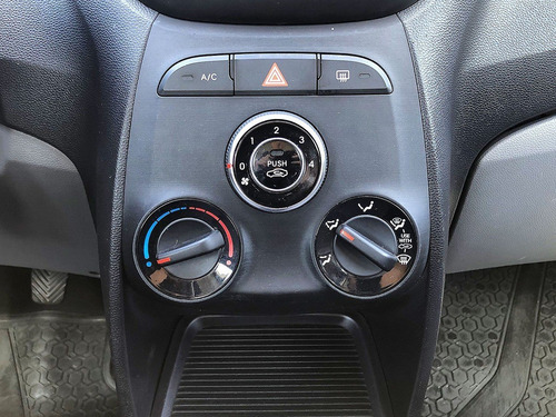 Imagem 15 de 15 de Hyundai Hb20s C.plus/c.style1.0 Flex 12v Mec. 4p 2019/2019