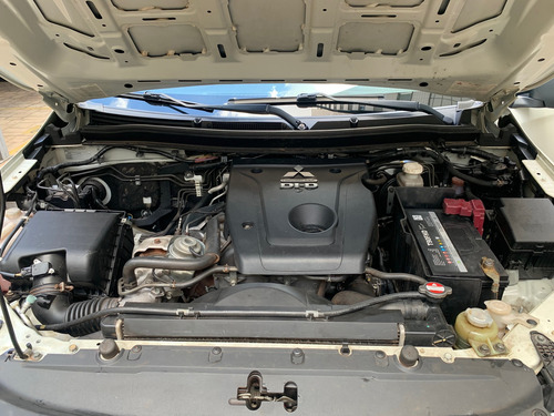 Mitsubishi L200 2.4 Triton Gl Cab. Dupla 4x4 4p