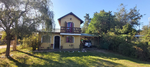 Casa A La Venta En Santa Maria De Punilla, Excelente Ubicación  A Cuadras Del Río Y A 5 Min Del Cosquín Rock