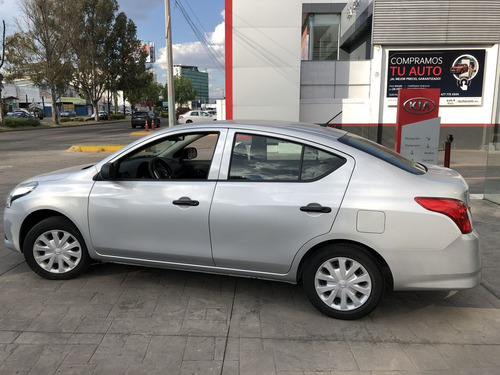Imagen 8 de 15 de Nissan Versa 4 Puertas