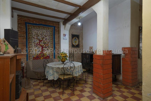 Casa En Venta La Campiña Mls# 22-27658 Em