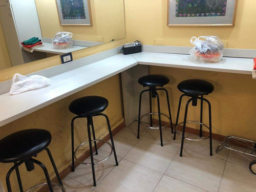 Imagen 4 de 11 de Oficina En Venta De 120m2 En El Centro