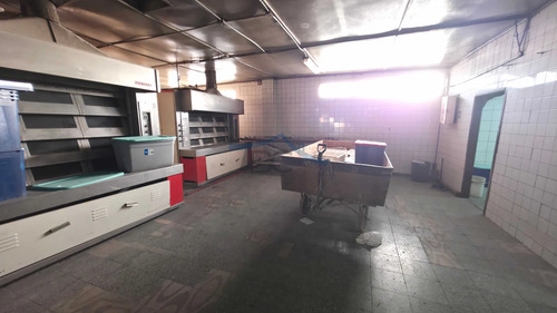 Excelente Inversión Comercial Céntrica. 625 M². (174644)