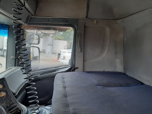 Imagem 14 de 15 de Scania 114 P330 - 2001