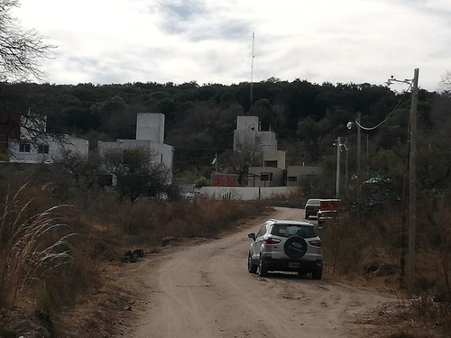 Imagen 1 de 9 de Venta Rio Ceballos Barrio Terrazas Con Escritura L345
