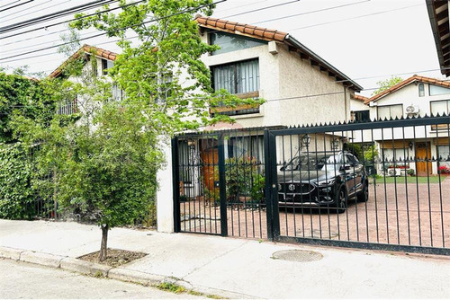 Casa En Venta Limite Providencia - Ñuñoa