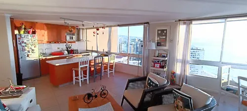Excelente Departamento Remodelado Con Amplia Vista Al Mar