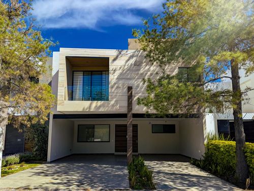 Casa En Venta Residencial La Campiña Clúster 2 León Gto