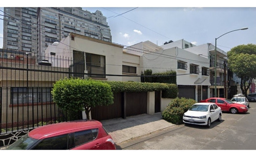 Casa En Remate En Letrán Valle, Fg-1075