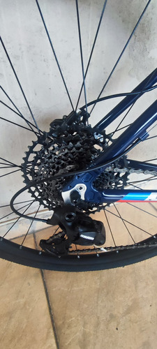 Bicicleta Aro 29 Caloi Explorer 20 18v Freio Hidráulico Azul 19 " (Usado)