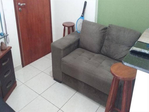 Imagem 8 de 30 de Apartamento Em Bom Estado Com Uma Otima Localizacao Para Voce E Para Sua Familia Perto De Onibus Escolas Padarias Cursos Profissionalizantes Tudo Para Voce Aproveitar Ve - Hm2042